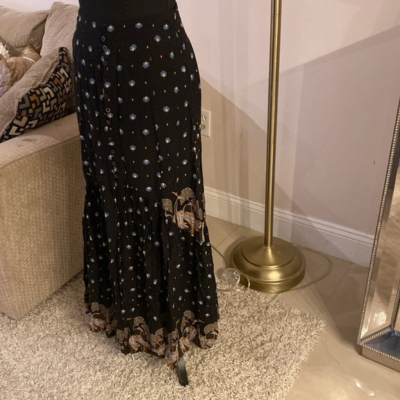 Farm Rio Elegant Black Patterned Maxi Skirt size XS - Picture 3 of 9